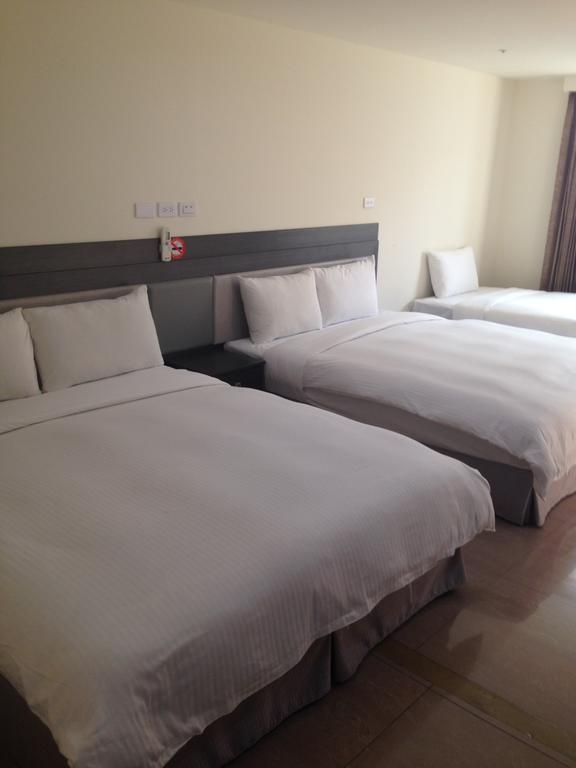 גאושיונג Big Bear Hotel מראה חיצוני תמונה