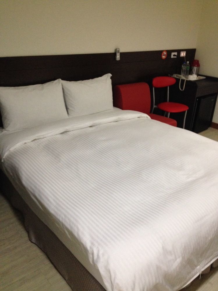 גאושיונג Big Bear Hotel מראה חיצוני תמונה