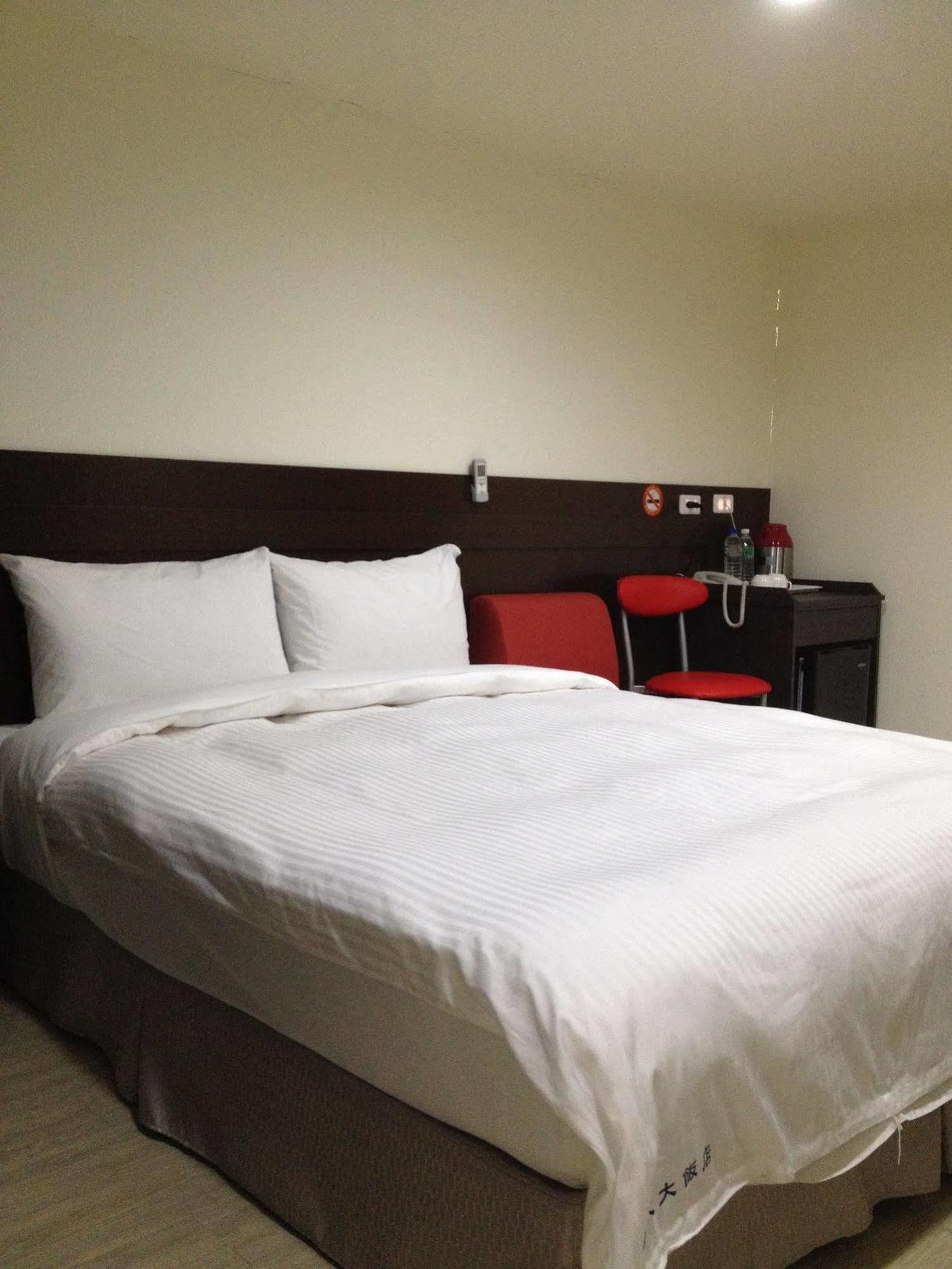 גאושיונג Big Bear Hotel מראה חיצוני תמונה